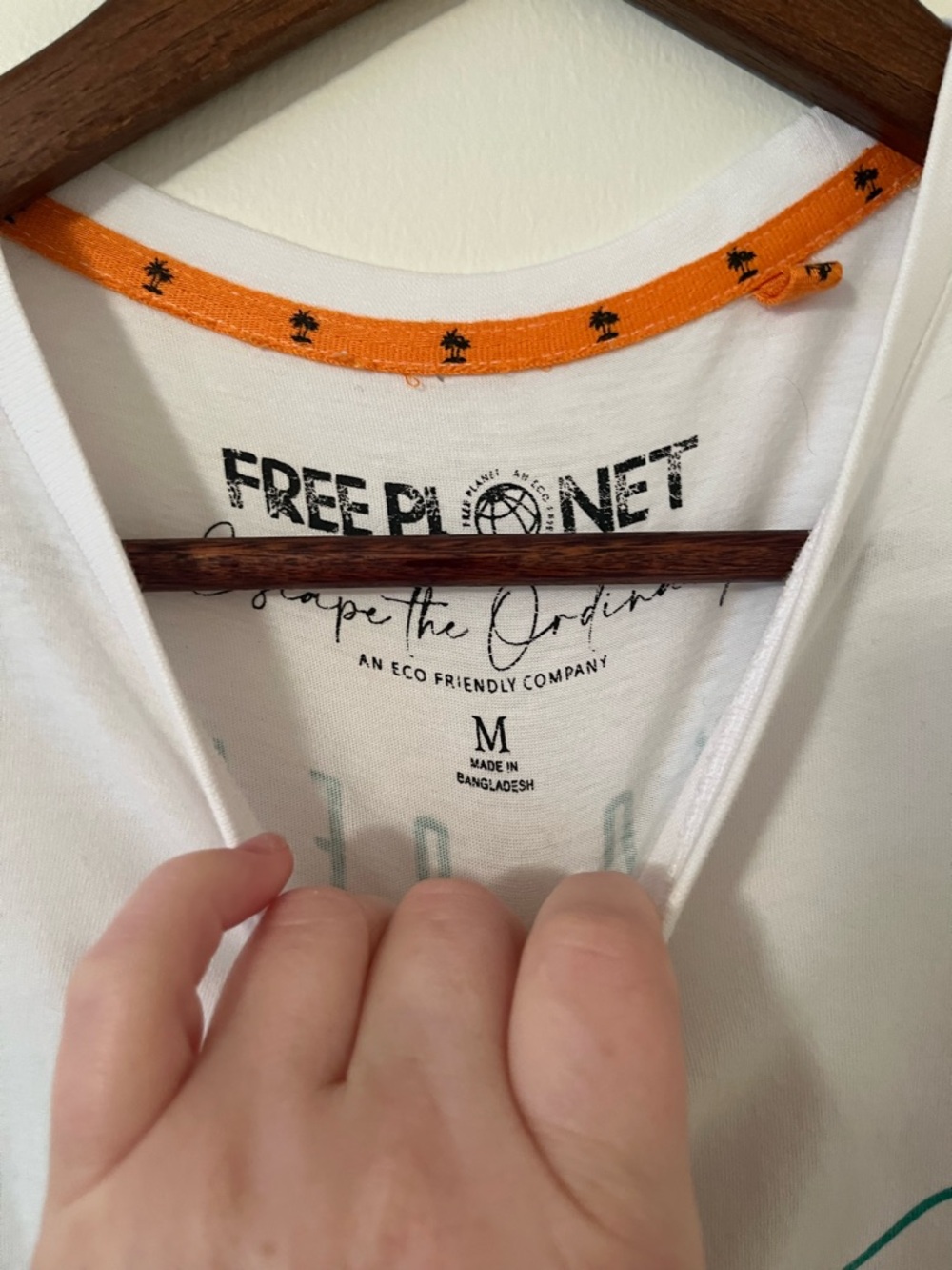 Free Planet Surf Graphic Tee - Picture 4 of 5